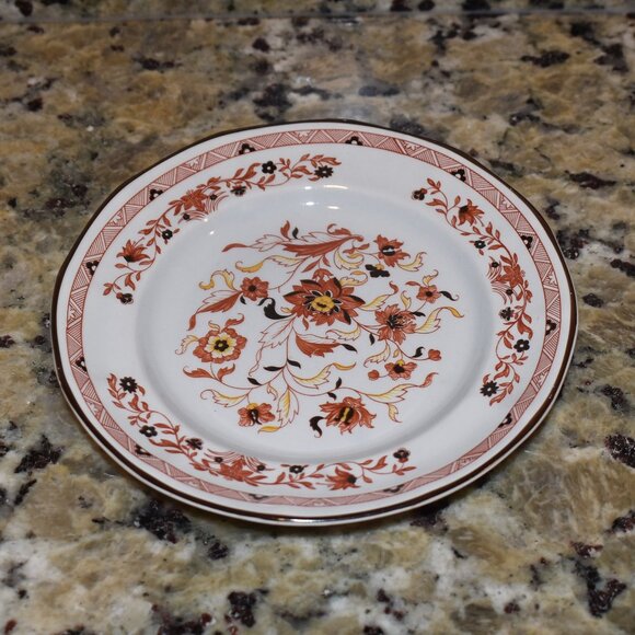 Set of (8) Wedgwood Kashmar Bread & Butter Plates - Picture 1 of 3